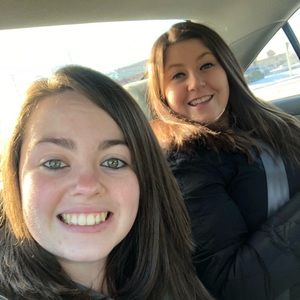 Meet your Posher, Caroline